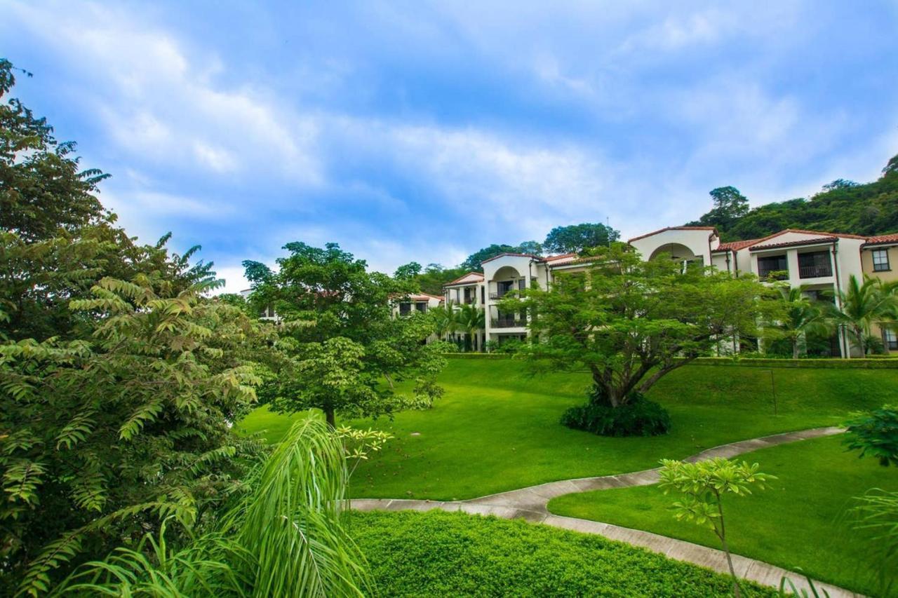 Nicely Decorated 3Rd-Floor Beauty With Pool-View Balcony In Coco Exteriér fotografie